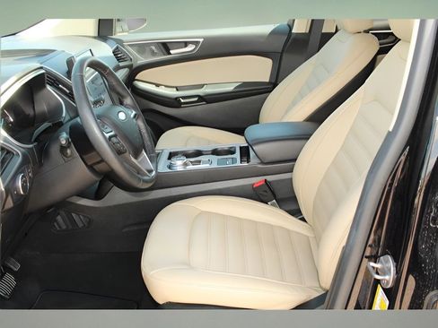Used 2021 Ford Edge SEL w/ Convenience Package image 13
