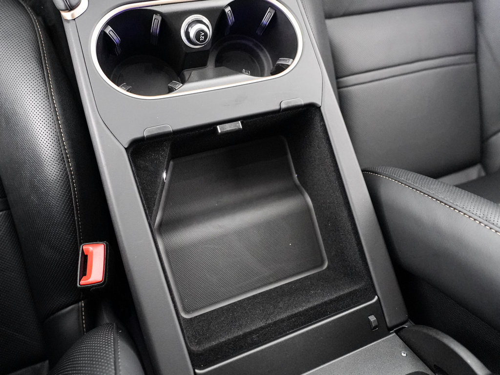 Used 2024 Porsche Cayenne Turbo GT AWD/4WD image 19