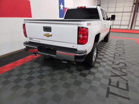 Used 2016 Chevrolet Silverado 2500 LT w/ LT Convenience Package image 19