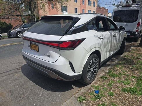 Used 2023 Lexus RX 350 Premium Plus w/ Cold Area Package AWD/4WD image 5