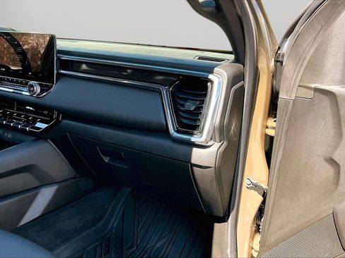 Used 2023 GMC Canyon Elevation w/ Elevation Premium Package image 19