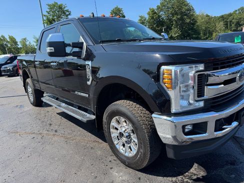 Used 2019 Ford F250 4x4 Crew Cab Super Duty image 12