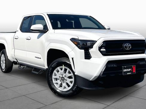 New 2026 Toyota Tacoma SR5 image 2