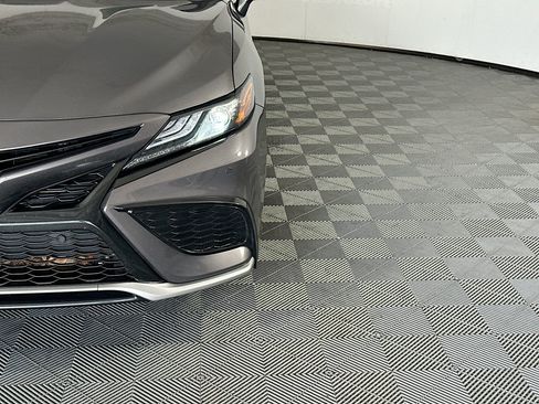 Used 2024 Toyota Camry XSE w/ Navigation Package FWD image 9