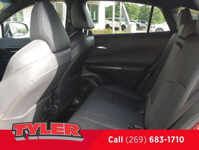 Used 2023 Toyota Venza Limited AWD/4WD image 39