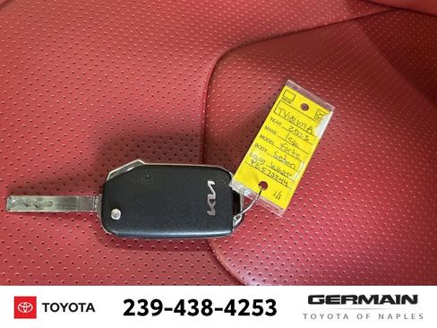 Used 2023 Kia Forte LXS image 18