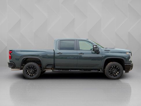 New 2026 Chevrolet Silverado 2500 LT w/ Trail Boss Package AWD/4WD image 4