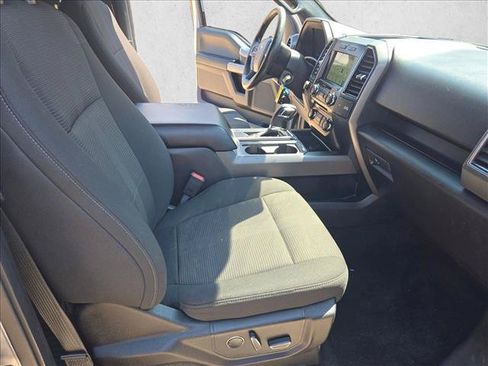 Used 2017 Ford F150 XLT w/ Equipment Group 302A Luxury AWD/4WD image 21