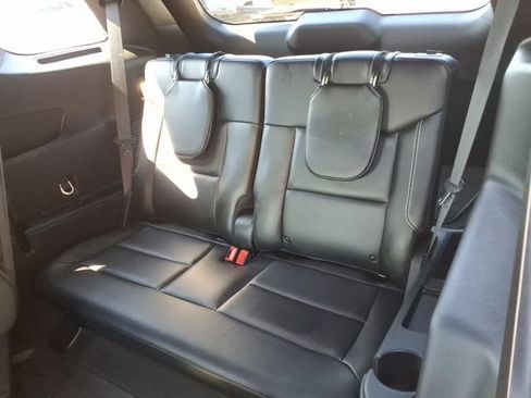 Used 2024 Ford Explorer ST w/ Equipment Group 401A AWD/4WD image 6
