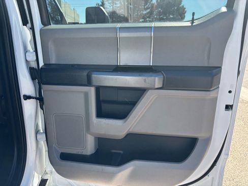 Used 2021 Ford F250 XLT w/ XLT Premium Package image 16