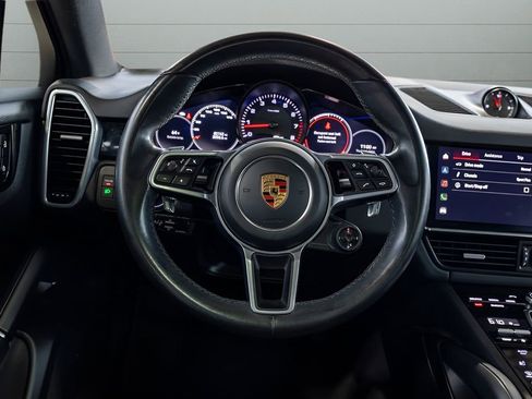 Used 2023 Porsche Cayenne Coupe AWD/4WD image 30