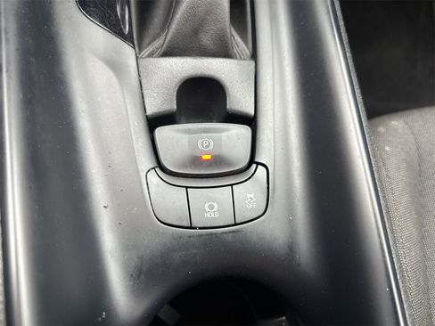 Used 2021 Toyota C-HR LE image 26