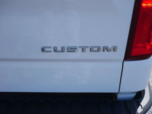 Used 2020 Chevrolet Silverado 1500 Custom w/ Trailering Package AWD/4WD image 15