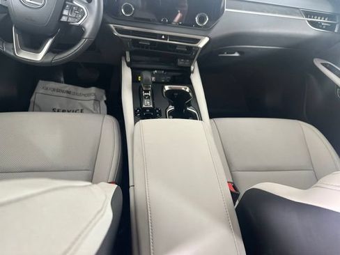Used 2023 Lexus RX 350 Premium w/ Accessory Package AWD/4WD image 23