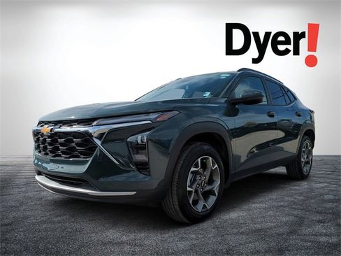 Certified 2025 Chevrolet Trax LT image 8