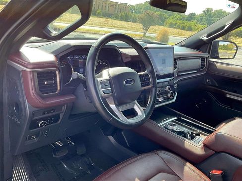 Used 2024 Ford Expedition Max Limited image 17