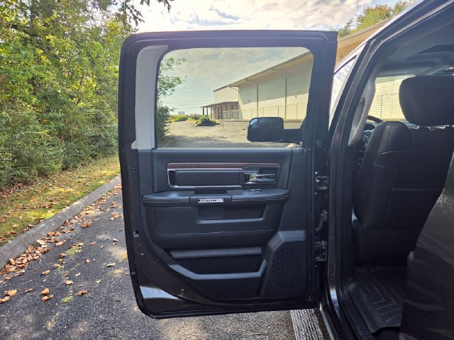 Used 2016 RAM 2500 Laramie w/ Convenience Group AWD/4WD image 23