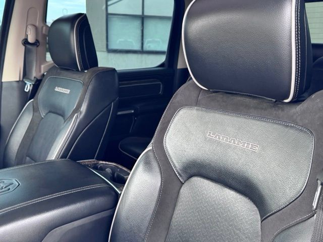 Used 2019 RAM 1500 Laramie AWD/4WD image 16
