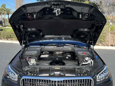 Used 2023 Mercedes-Benz Maybach GLS 600 4MATIC image 25