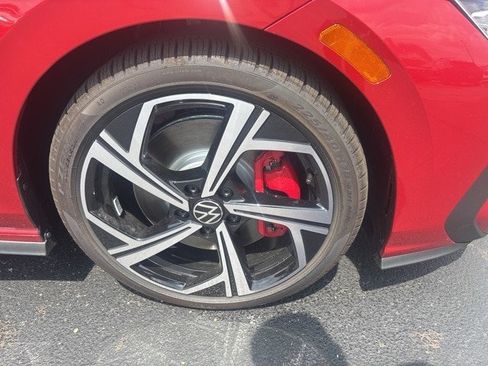 New 2025 Volkswagen GTI SE image 40