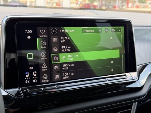 New 2025 Volkswagen Atlas Cross Sport SEL Premium R-Line image 20