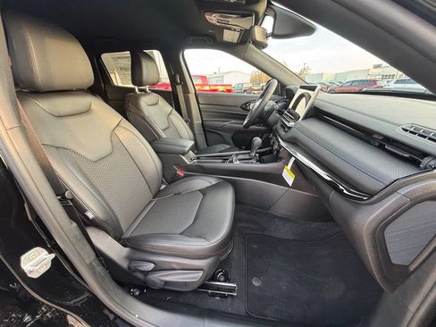 New 2026 Jeep Compass Latitude AWD/4WD image 3