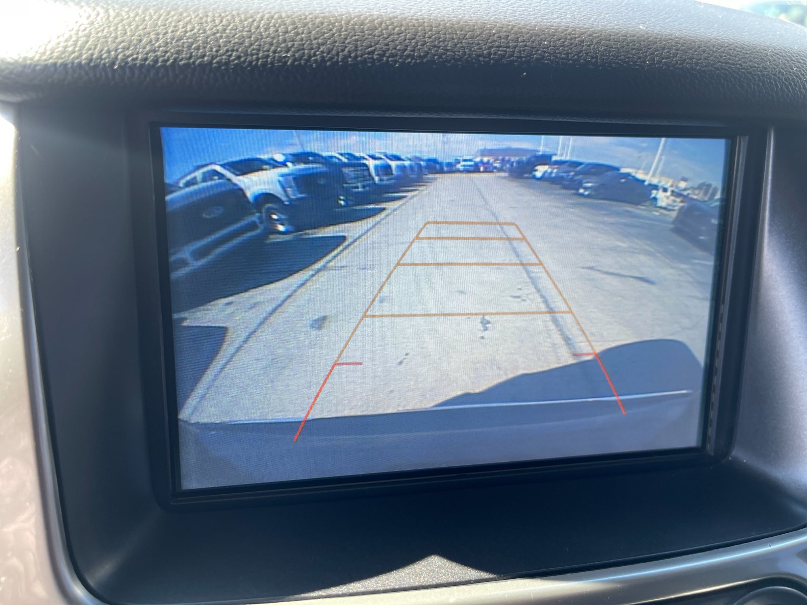 Used 2018 Chevrolet Suburban Premier AWD/4WD image 27