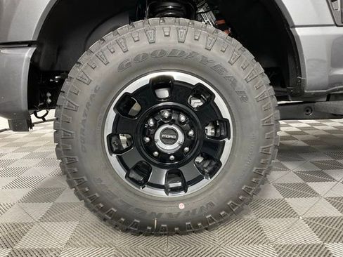 New 2025 Ford F350 Lariat w/ Lariat Ultimate Package image 11