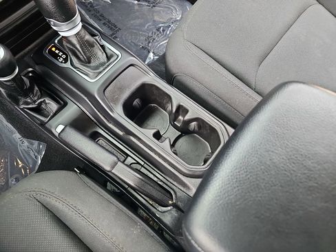 Used 2023 Jeep Wrangler Unlimited w/ Cold Weather Group image 22