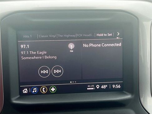 Used 2024 Chevrolet Silverado 1500 Custom image 14