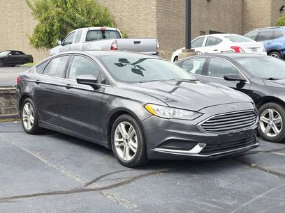 Used 2018 Ford Fusion SE w/ Fusion SE Technology Package