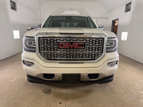 Used 2018 GMC Sierra 1500 Denali AWD/4WD image 8
