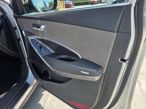 Used 2015 Hyundai Santa Fe Sport image 22