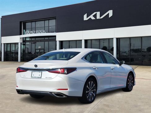 Used 2021 Lexus ES 350 w/ Premium Package image 5
