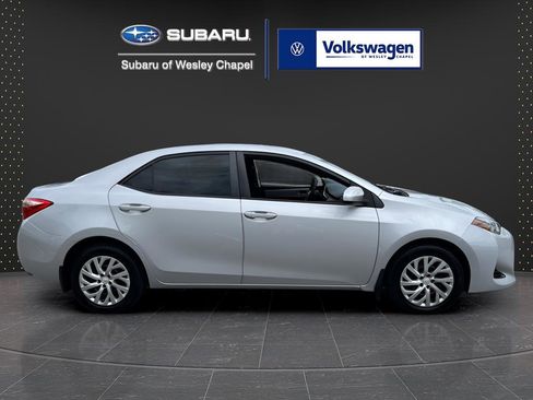 Used 2019 Toyota Corolla LE FWD image 9