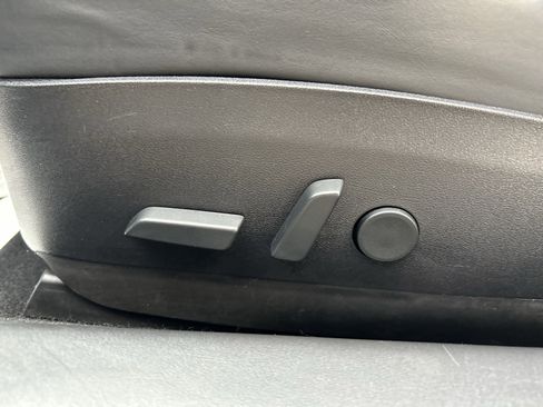 Used 2018 Tesla Model 3 Long Range image 12
