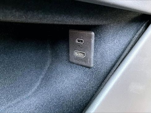 New 2026 Cadillac Escalade 4WD w/ LPO, Floor Liner Package image 21