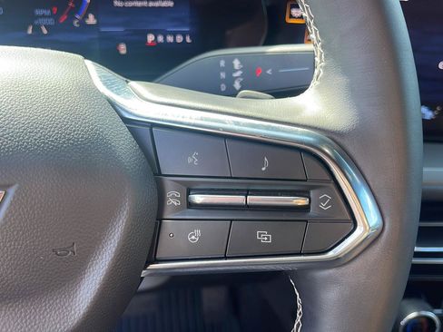 Used 2025 Chevrolet Traverse LT w/ LPO, Floor Liner Package FWD image 21