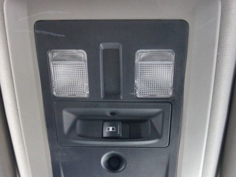 Used 2017 RAM 1500 Classic SLT image 25