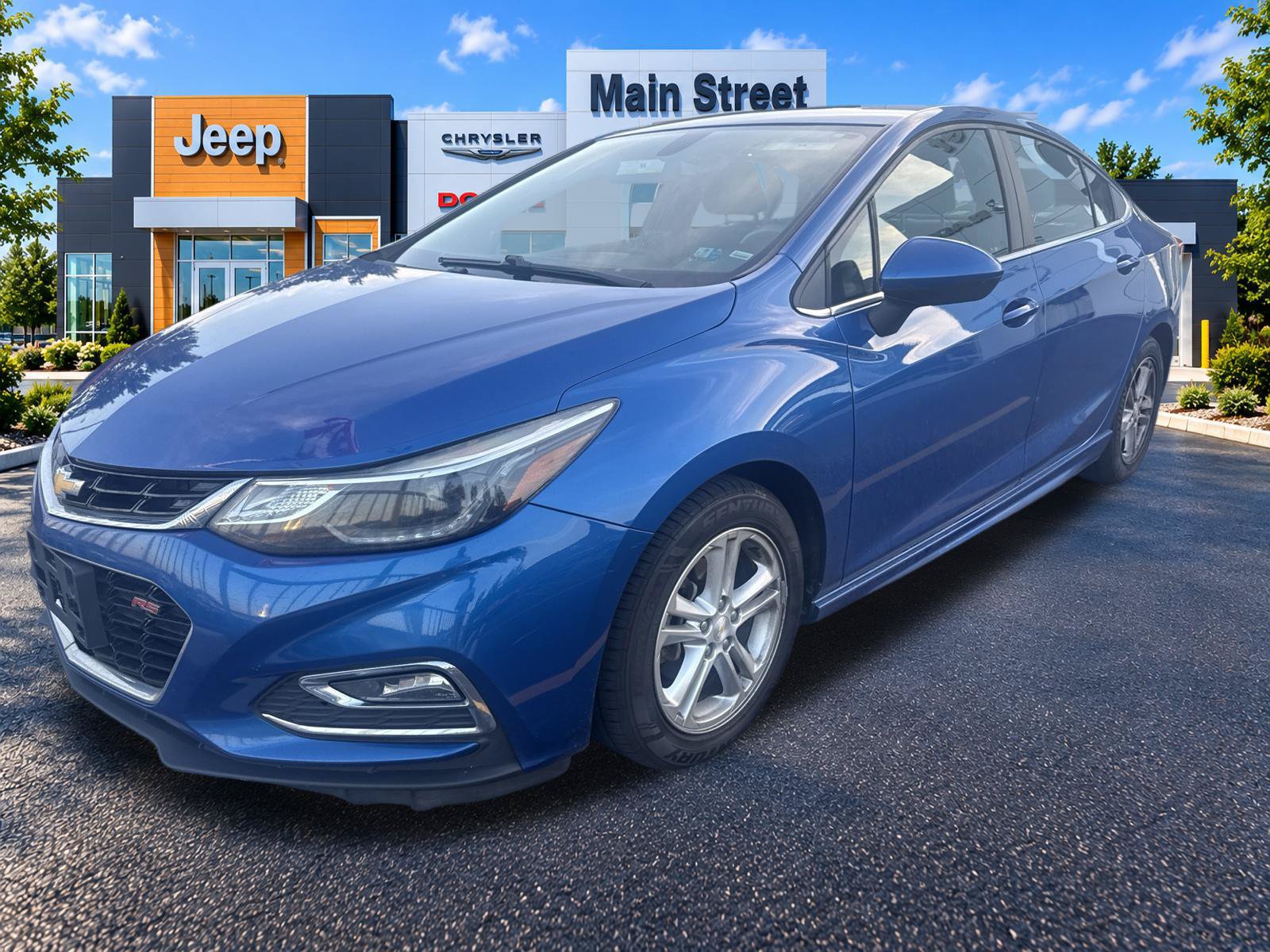 Used 2016 Chevrolet Cruze LT w/ Sun And Sound Package FWD image 1