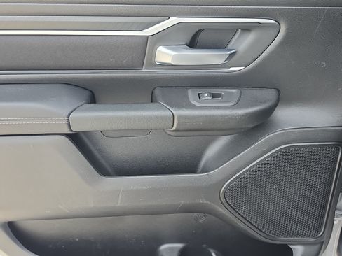 Used 2025 RAM 1500 Big Horn RWD image 23