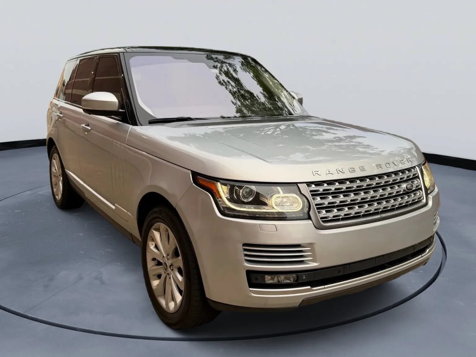 Used 2014 Land Rover Range Rover HSE AWD/4WD image 2