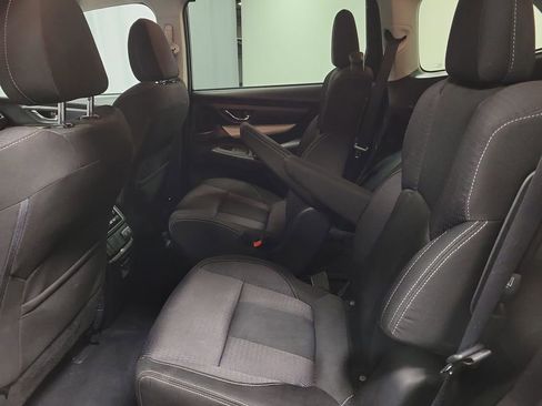 Used 2019 Subaru Ascent Premium image 21