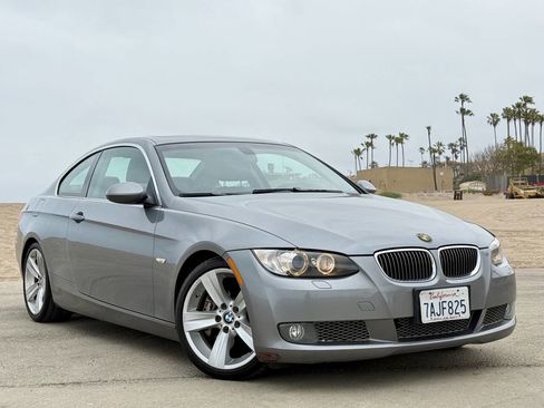 Used 2008 BMW 335i Coupe w/ Sport Pkg image 6