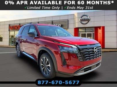 New 2026 Nissan Pathfinder Platinum w/ Cargo Package