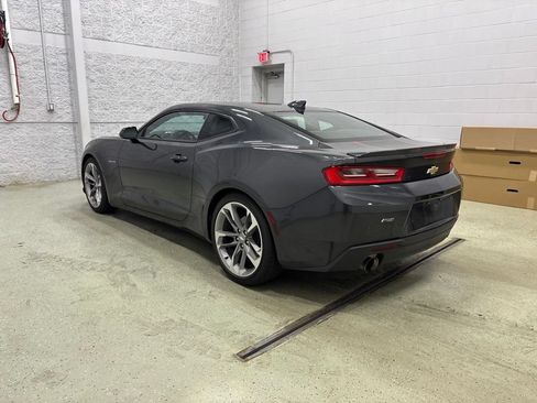 Used 2017 Chevrolet Camaro LT RWD image 7