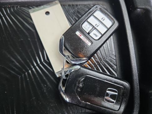 Used 2017 Honda CR-V EX image 27