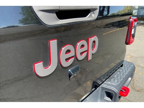 Used 2020 Jeep Gladiator Rubicon AWD/4WD image 9