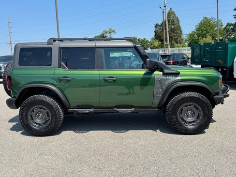 Used 2024 Ford Bronco Everglades AWD/4WD image 2