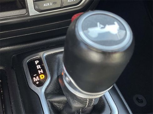 Used 2023 Jeep Wrangler Unlimited Sahara image 40